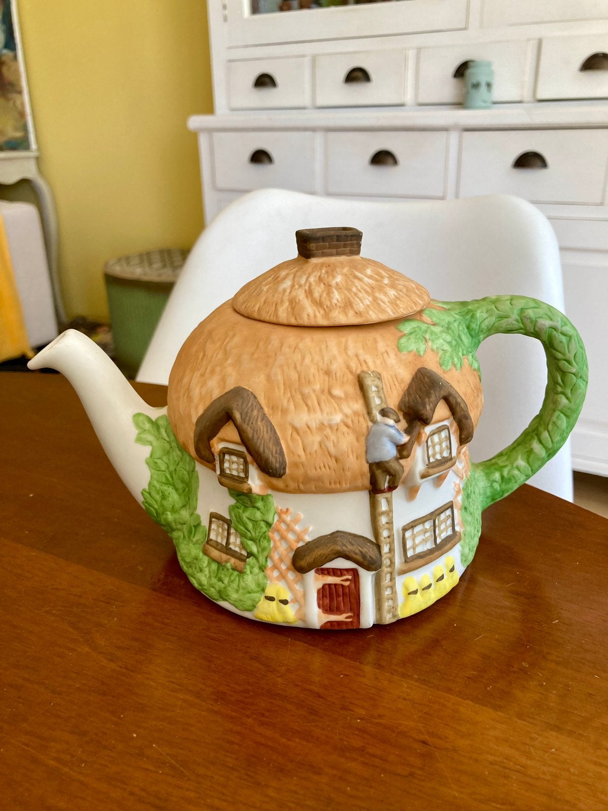 Engelse porseleinen theepot Cottages, Ophalen of Verzenden