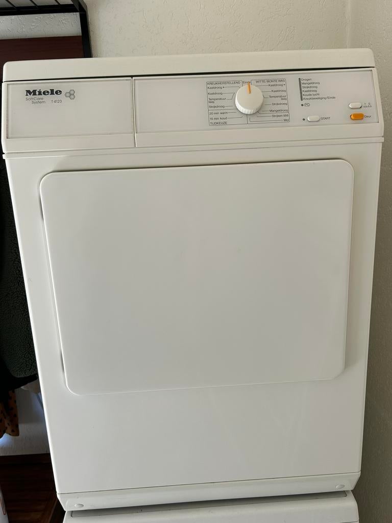 Miele droger, Ophalen, Luchtafvoer, 4 tot 6 kg, Zo goed als nieuw