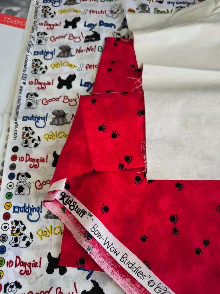 QUILTSTOFFEN HONDJES, Hobby en Vrije tijd, Stoffen en Lappen, Ophalen of Verzenden, Katoen, 30 tot 200 cm, 120 cm of meer