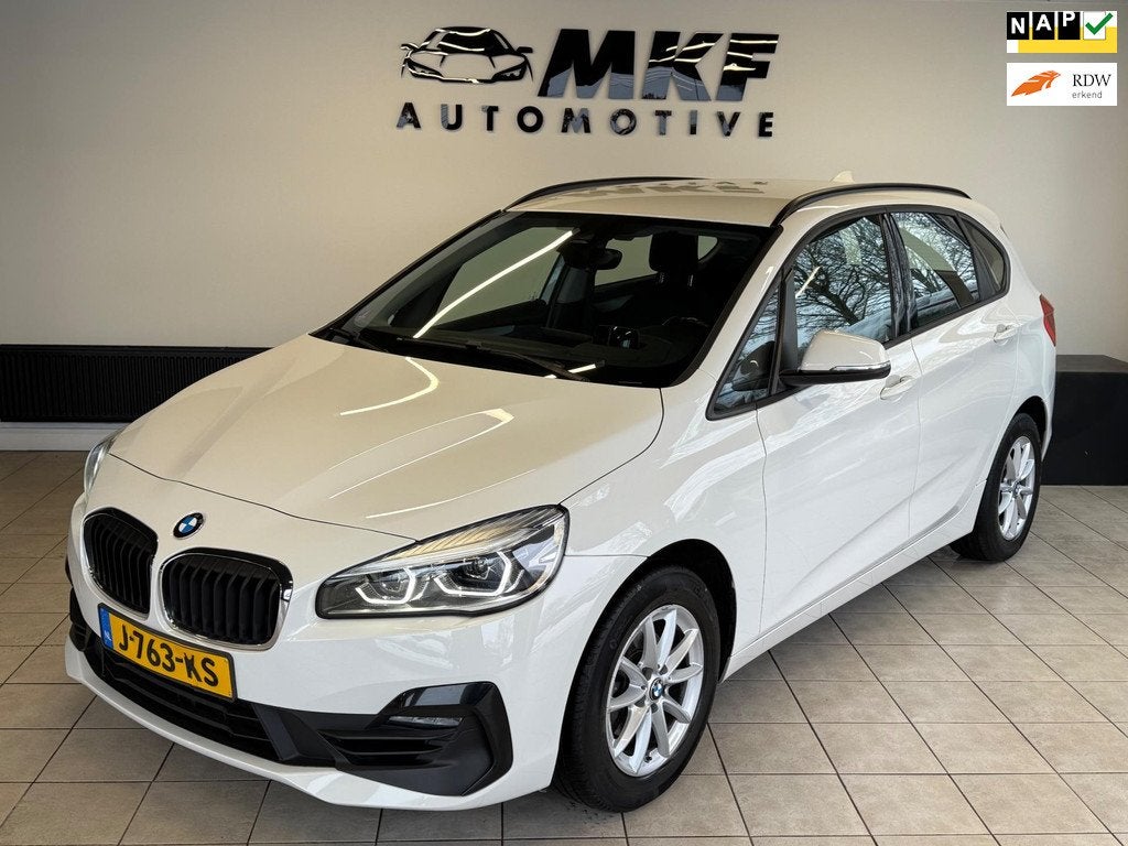 BMW 2-serie Active Tourer 216i Executive Edition ECC/HU/LED!, Voorwielaandrijving, 1330 kg, Euro 6, Wit