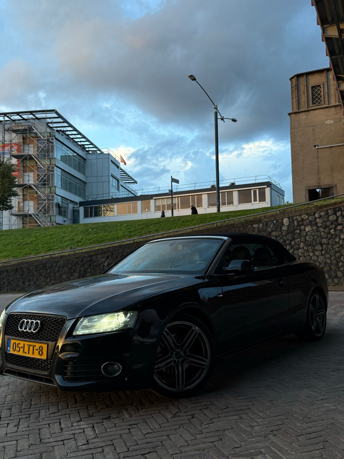 Audi A5 Cabriolet 1.8 TFSI S-Line Automaat Leder, Auto's, Audi, 4 cilinders, Cabriolet, Zwart, Origineel Nederlands