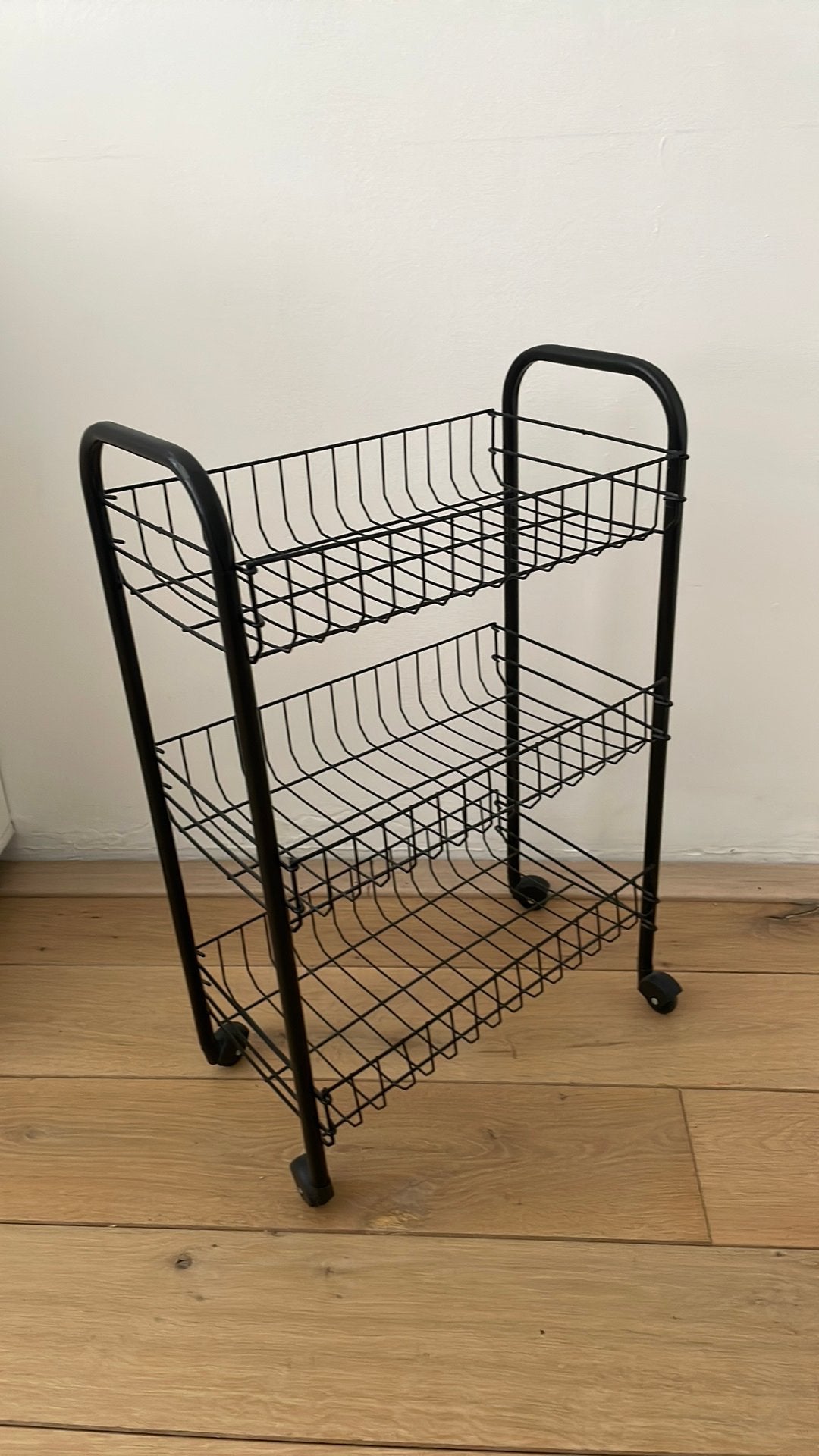 Kleine trolley op wielen, Ophalen, Zo goed als nieuw