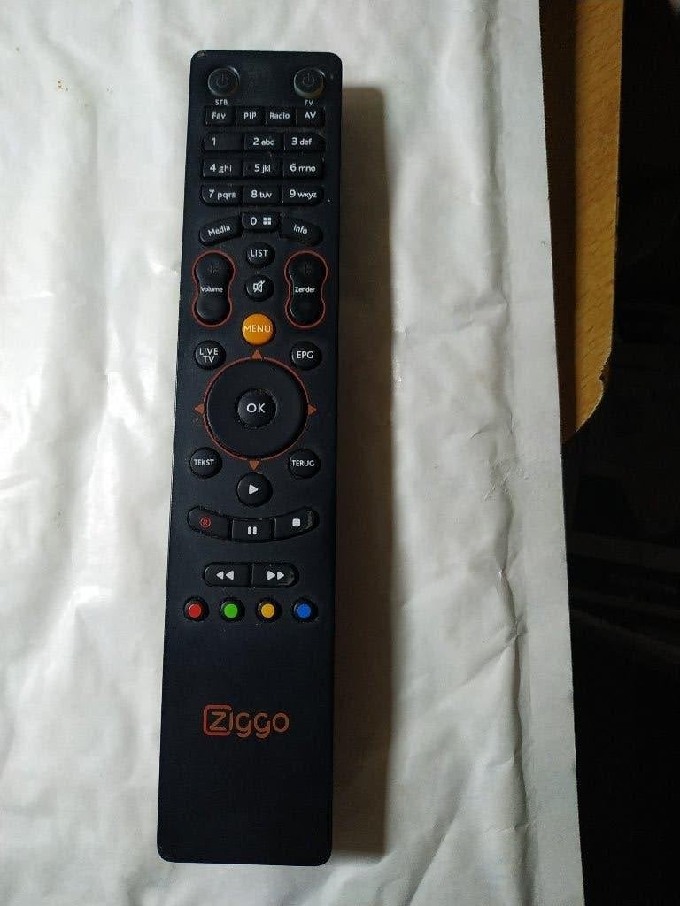 Ziggo Universele afstandsbediening, Ophalen of Verzenden, Gebruikt, Universeel