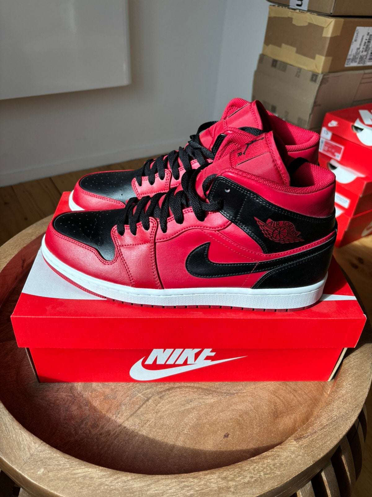Jordan 1 mid maat 45, Ophalen of Verzenden, Zo goed als nieuw, Overige kleuren