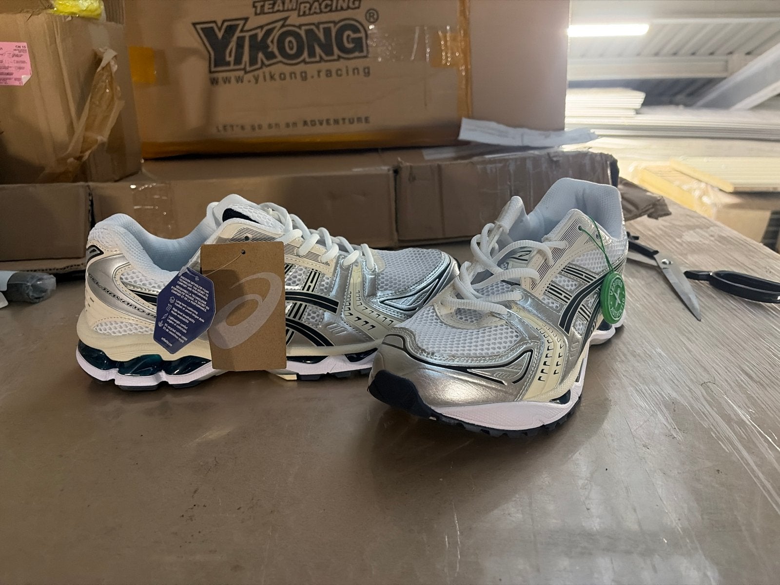ASICS Gel-Kayano 14 Sneakers - Nieuw met labels, Ophalen of Verzenden, Nieuw, Wit, Sneakers of Gympen