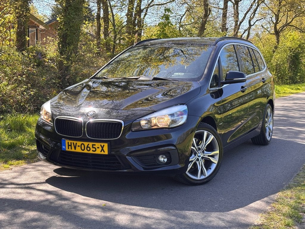 BMW 2-serie Gran Tourer 216d Corporate Lease Essential | Aut, Auto's, BMW, Gebruikt, Euro 6, 2-Serie Gran Tourer, Zwart