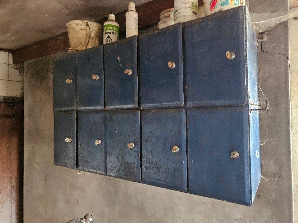vintage / retro blauwe kastjes van metaal, Verzamelen, Ophalen, Huis en Inrichting