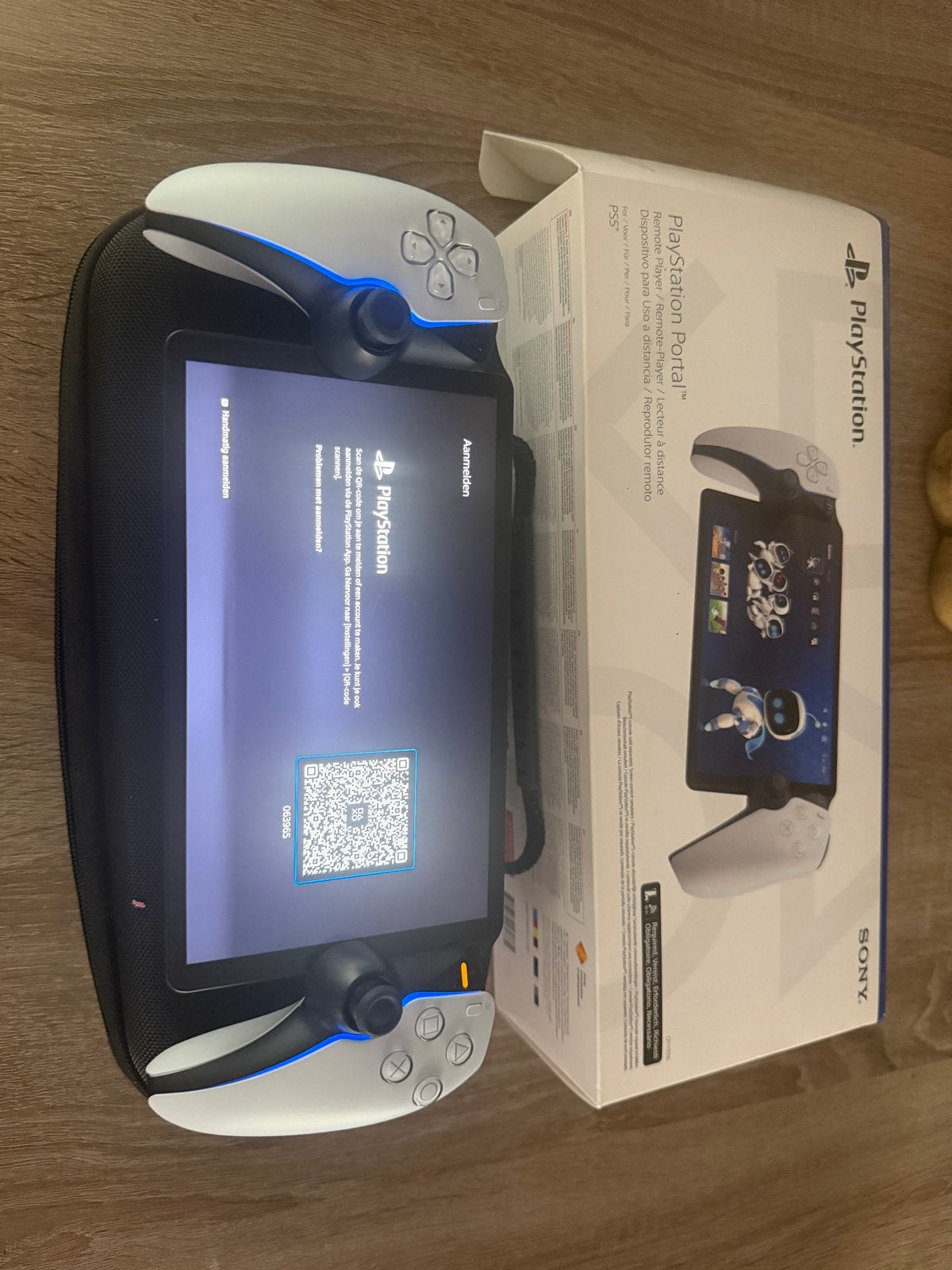 Sony PlayStation Portal Remote Player - Zo goed als nieuw, Ophalen of Verzenden, Zo goed als nieuw