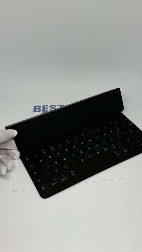 Apple smart Keyboard Folio toetsenbord /iPad 7,8,9, iPad Air, Apple, Zo goed als nieuw, Support@apple.com, Apple Park Way, Cupertino, California