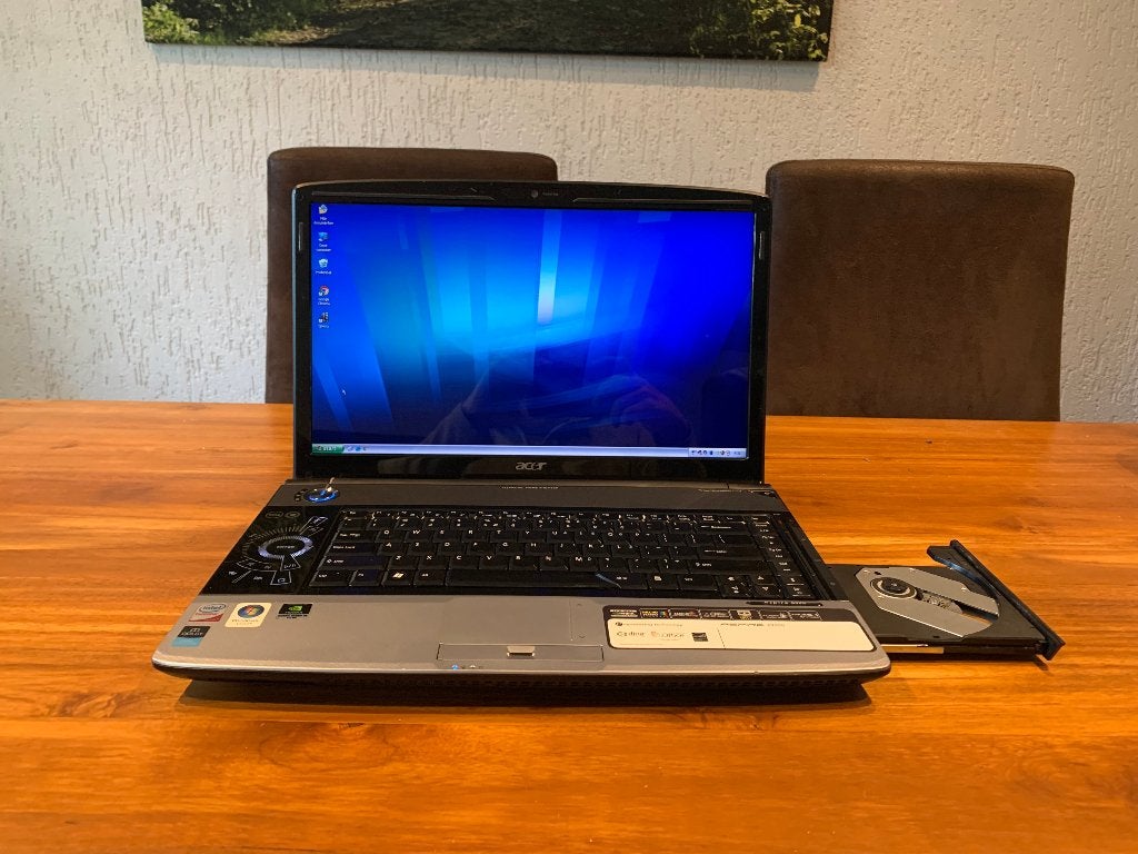 16 inch Windows XP Retro Laptop – Core 2 Duo | GeForce 8600M, Intel Core 2 Duo T5750, 2 tot 3 Ghz, Qwerty, Ophalen of Verzenden