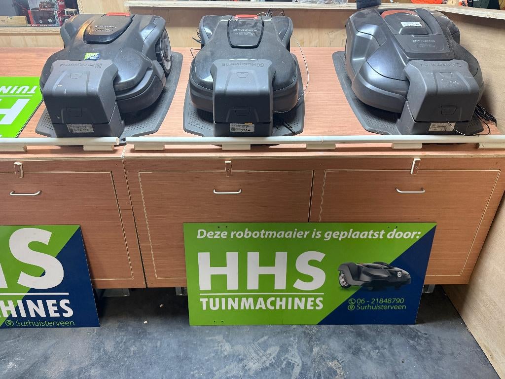 20 x Husqvarna automowers geheel klaar gemaakt, Tuin en Terras, Grasmaaiers, Ophalen of Verzenden, Zo goed als nieuw, 50 cm of meer
