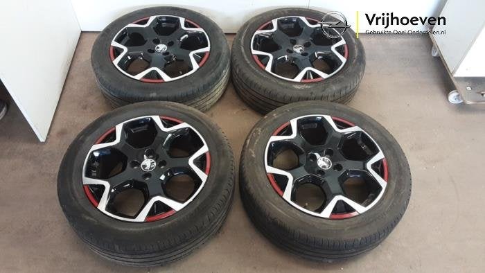 Velgen set + banden van een Opel Mokka (Mokka 21-), Gebruikt, -, -, Ophalen of Verzenden