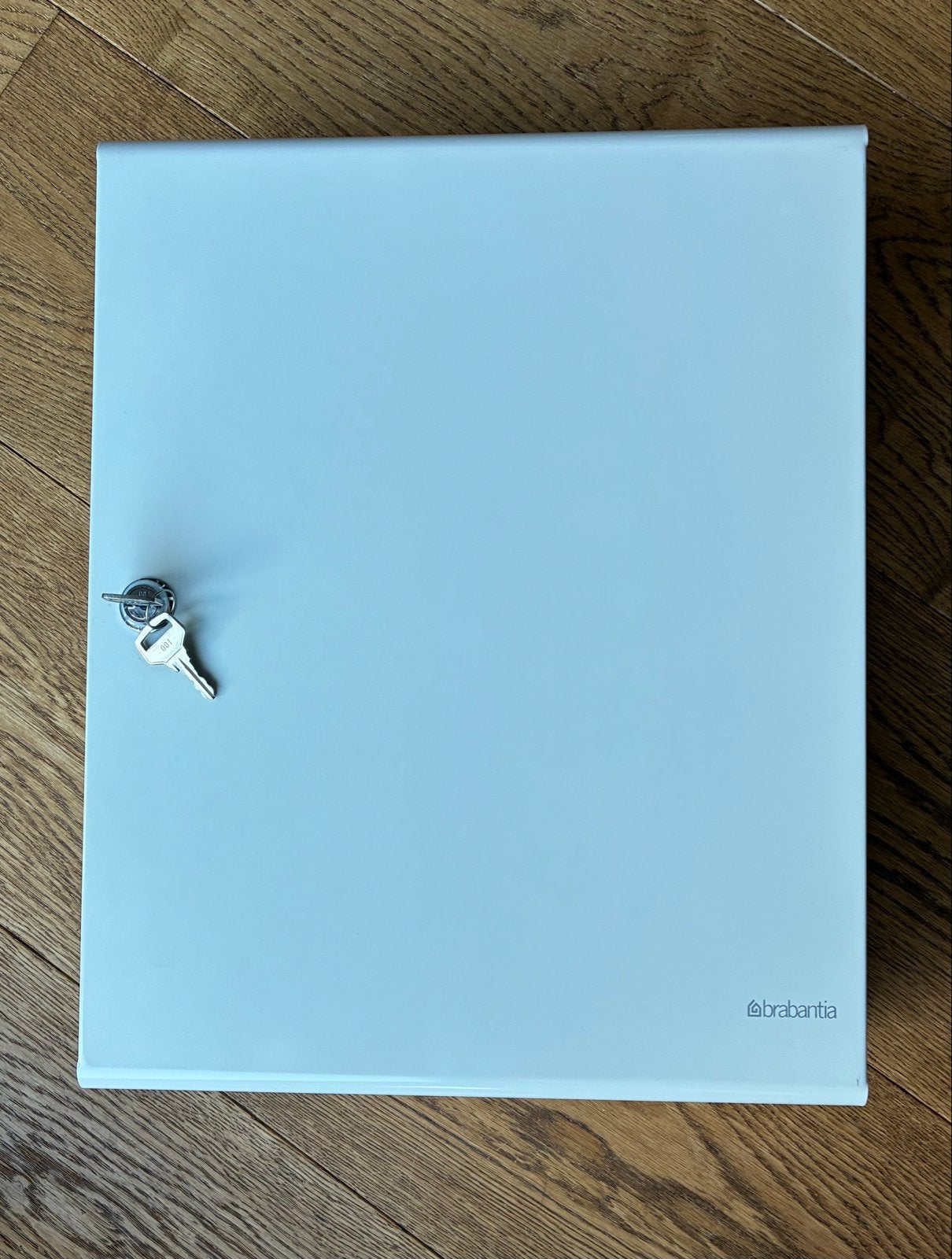 Brabantia medicijnkastje wit metaal afsluitbaar, Ophalen, Gebruikt