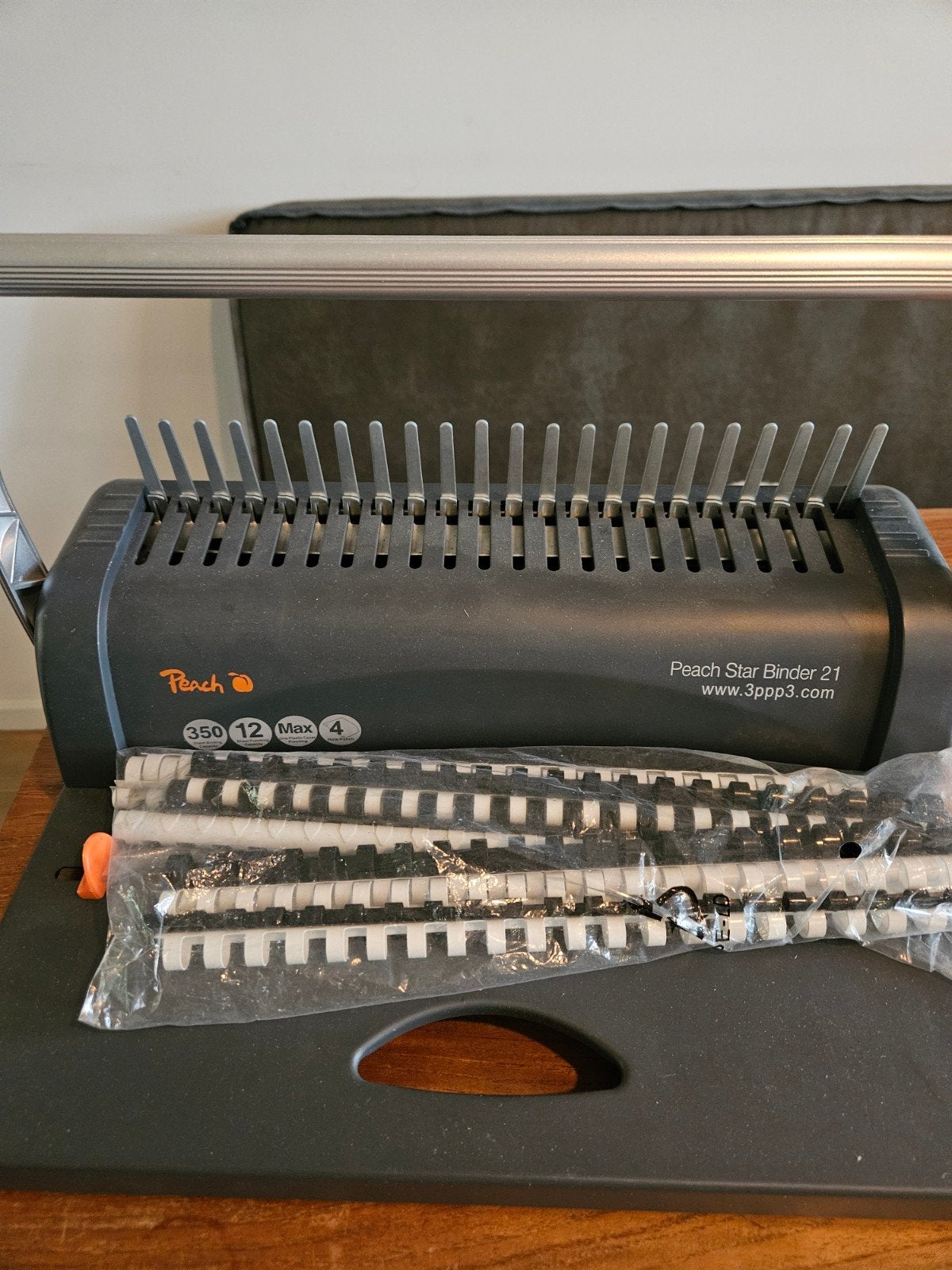 Peach Star Binder 21 inbindmachine met ringen, Ophalen, Gebruikt