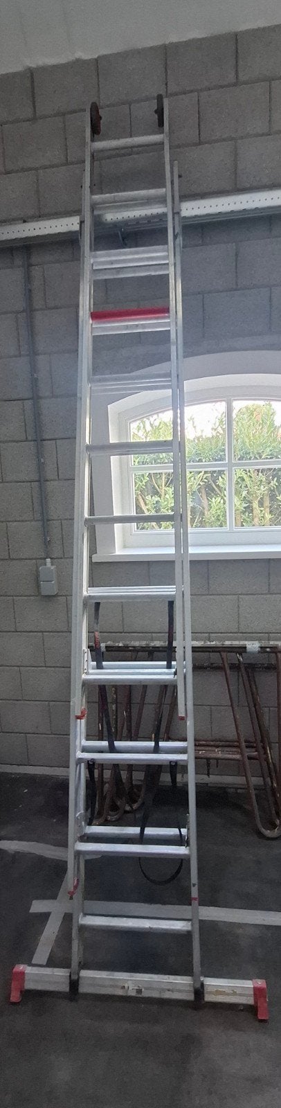 Altrex 3069 2x10 1x9 6m90, Ophalen, Gebruikt, Ladder, Opvouwbaar of Inschuifbaar