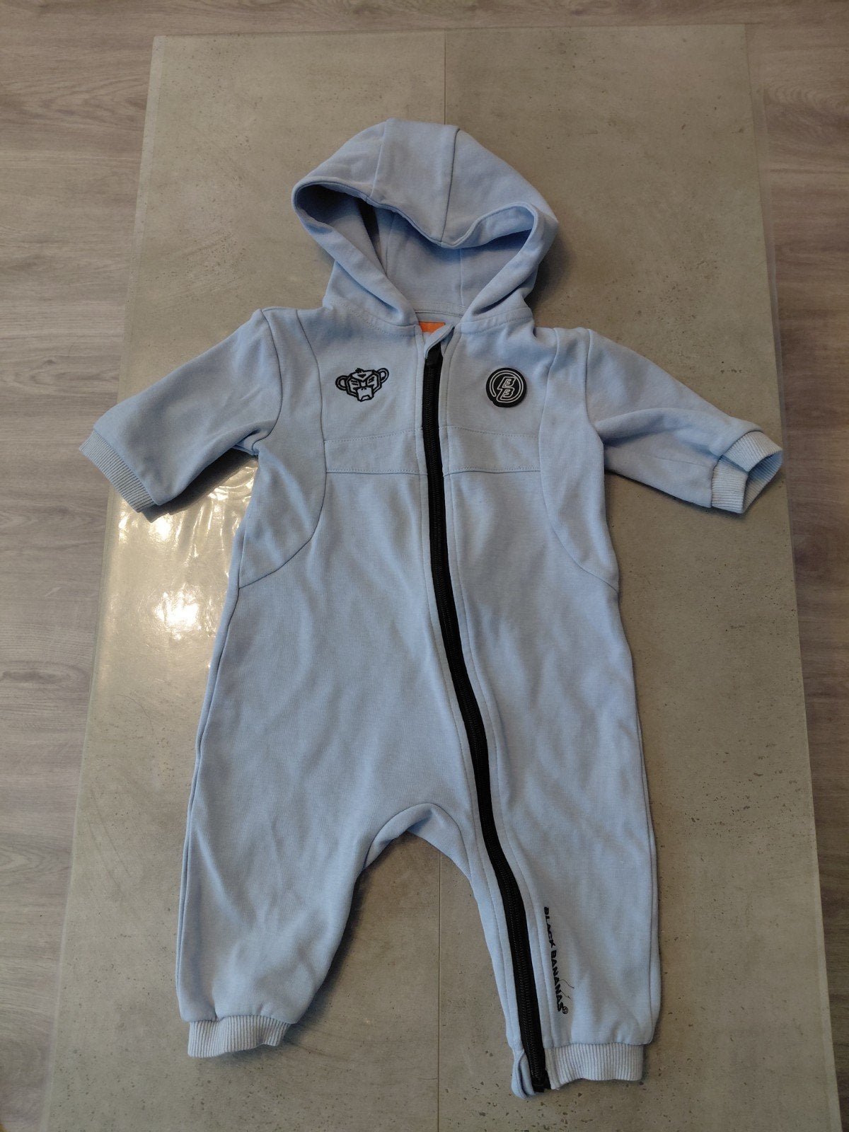 Black Bananas Baby Romper - Lichtblauw (6-9 maanden), Ophalen, Zo goed als nieuw, Black Bananas, Jongetje of Meisje
