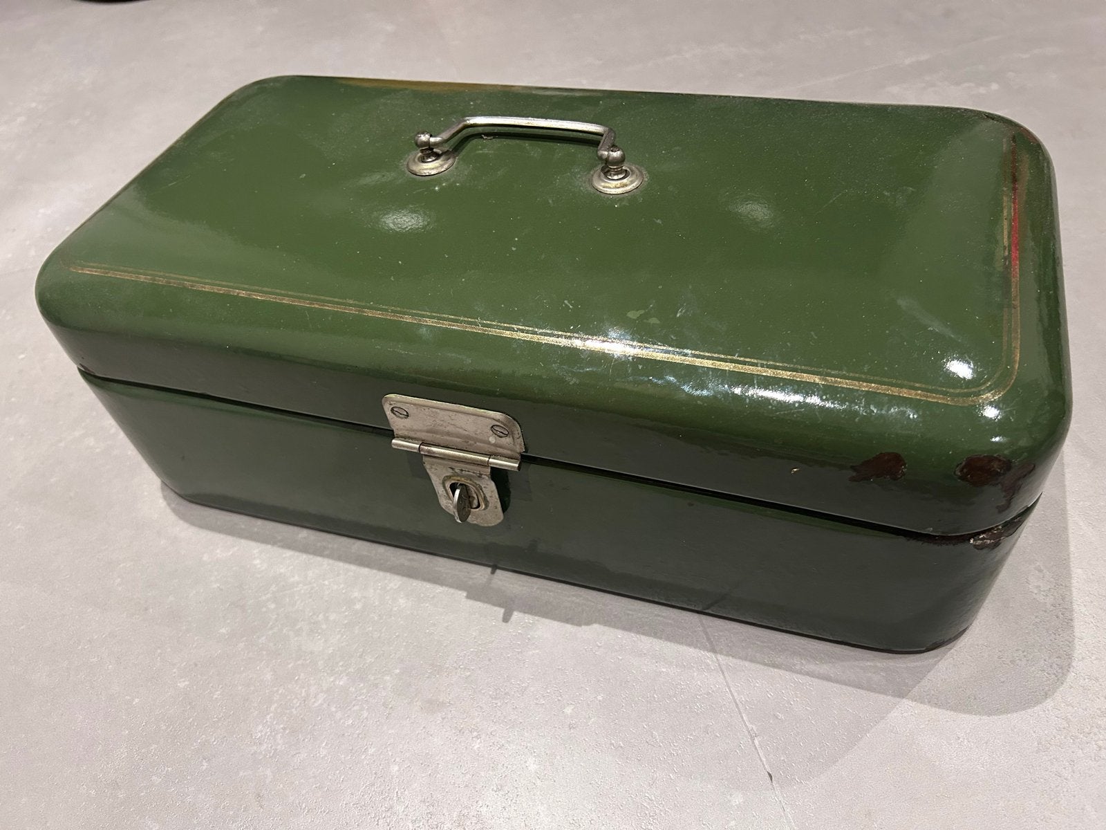 Groene emaille broodbak / broodtrommel, Ophalen