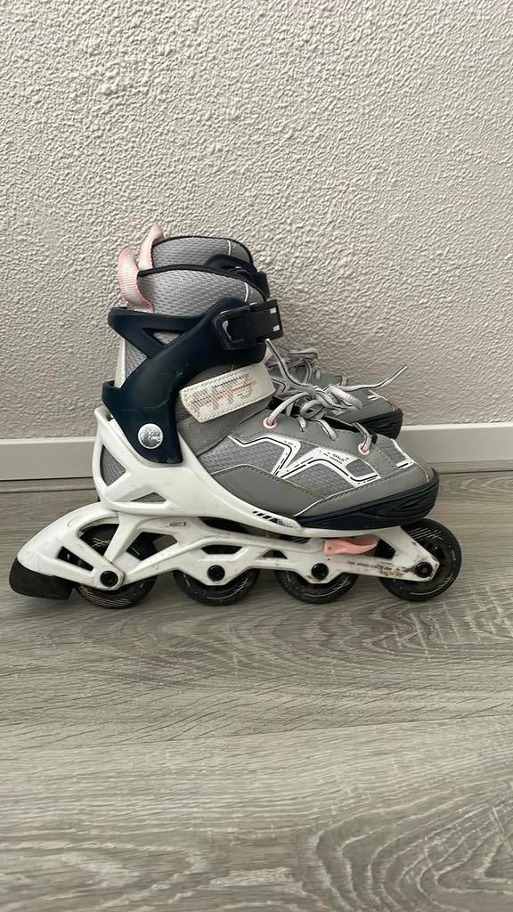 Skeelers maat 32-35, Verstelbaar, Kinderen, Zo goed als nieuw, Inline skates 4 wielen