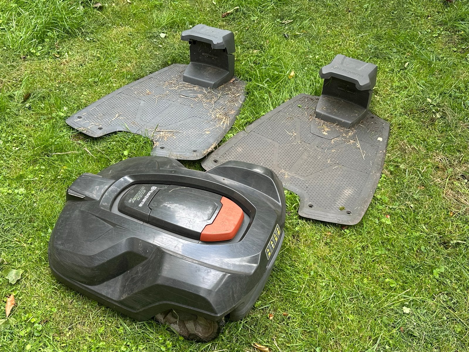 Husqvarna Automower 320 - Defect, voor onderdelen, Tuin en Terras, Ophalen, Gebruikt