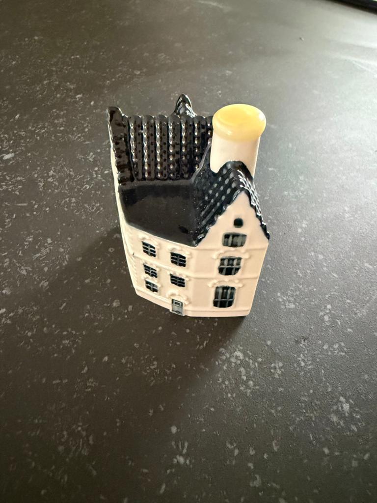 KLM huisje 105, Verzamelen, KLM Huisjes, Ophalen, Nieuw, Gevuld
