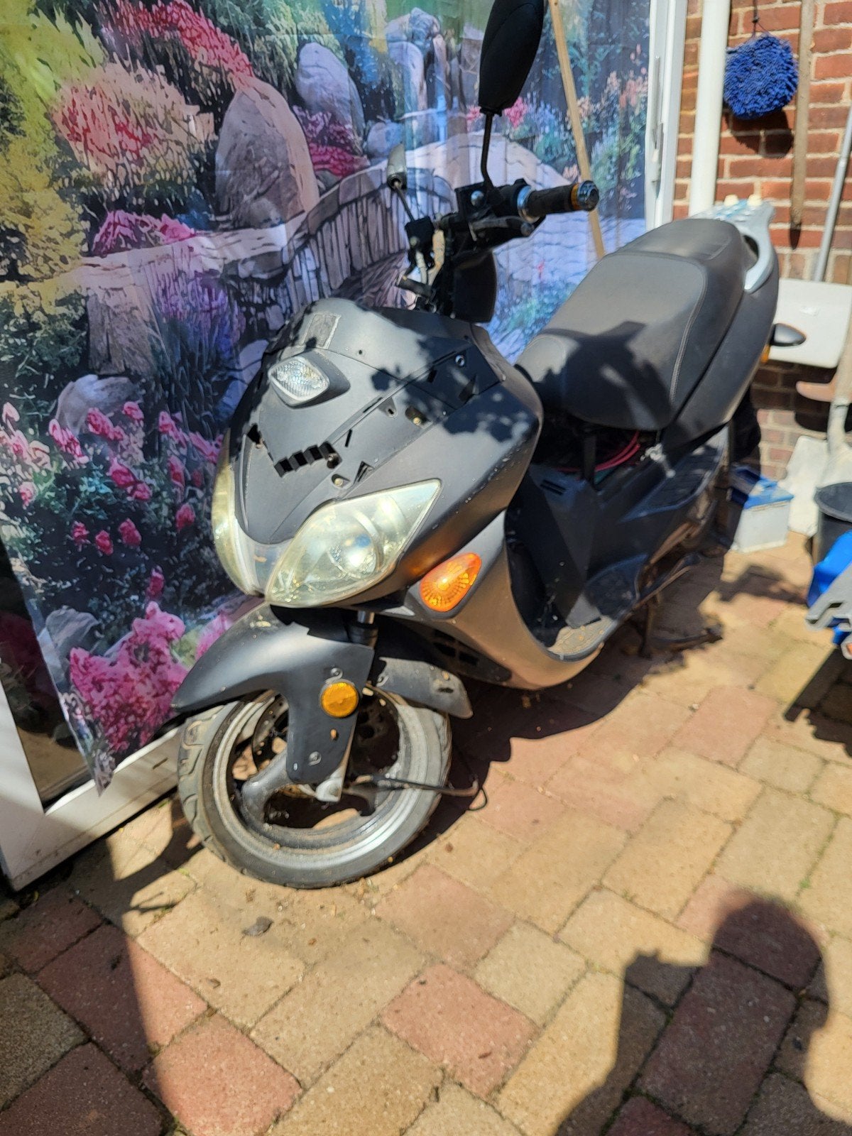 2 scooters een voor onderdelen, Ophalen