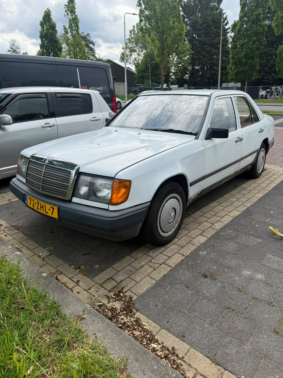 Mercedes Benz 230E belastingvrij! 1986, Euro 2, 4 cilinders, 1229 cc, Wit