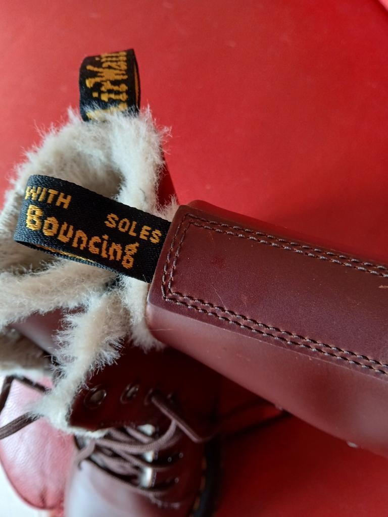 Dr. Martens enkellaarsjes., Ophalen of Verzenden, Nieuw, Bruin