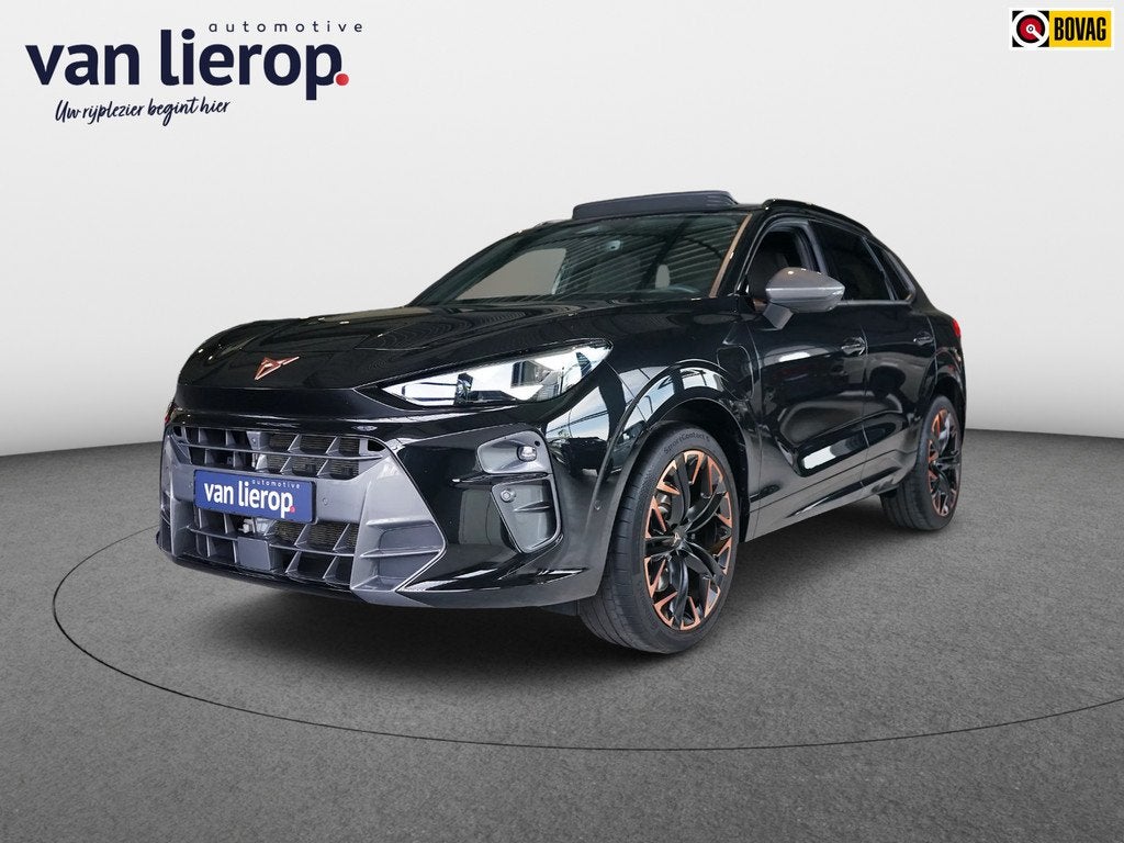 CUPRA Terramar 1.5 TSI e-Hybrid VZ Performance 20'' | PANO |, Auto's, Cupra, Terramar, 4 cilinders, 2000 kg, Zwart
