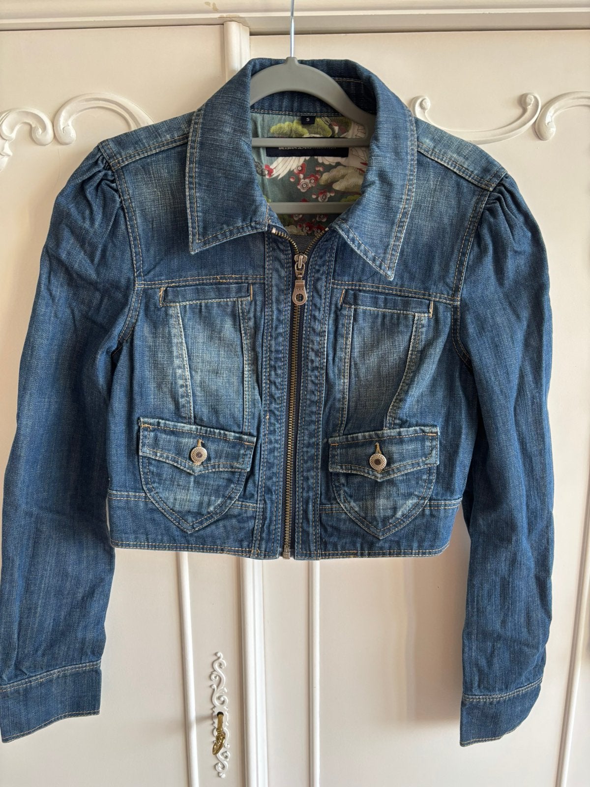 Nieuwstaat spijkerjas merk Geisha maat S, Ophalen of Verzenden, Zo goed als nieuw, Maat 36 (S), Blauw