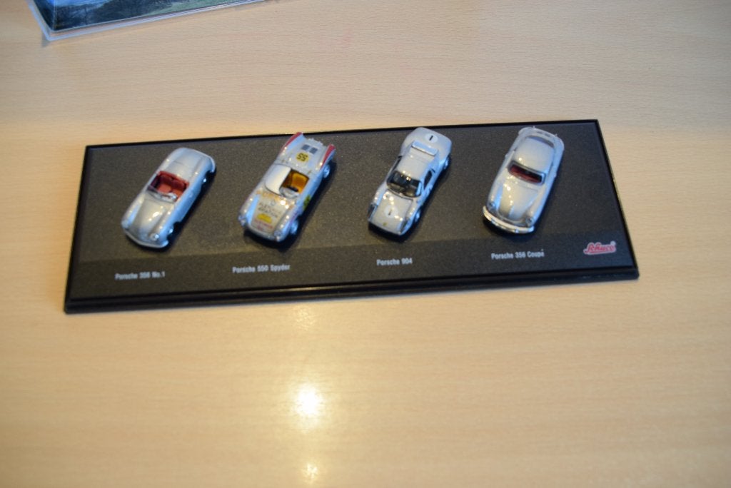 modelauto 1:84, Hobby en Vrije tijd, Modelauto's | 1:43, Ophalen of Verzenden, Nieuw, Auto, Schuco