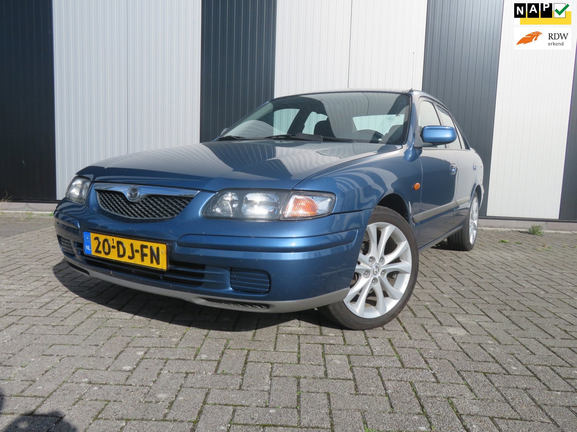 Mazda 626 1.8i GLX, Auto's, Dealer onderhouden, Stof, Zwart, 4 cilinders