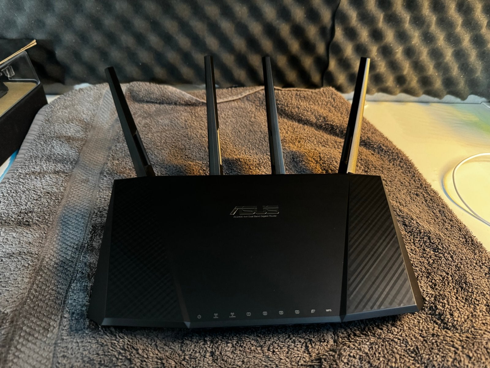 ASUS RT-AC87U Dual-Band Wireless-AC2400 Gigabit Router, Computers en Software, Ophalen of Verzenden, Gebruikt, Router