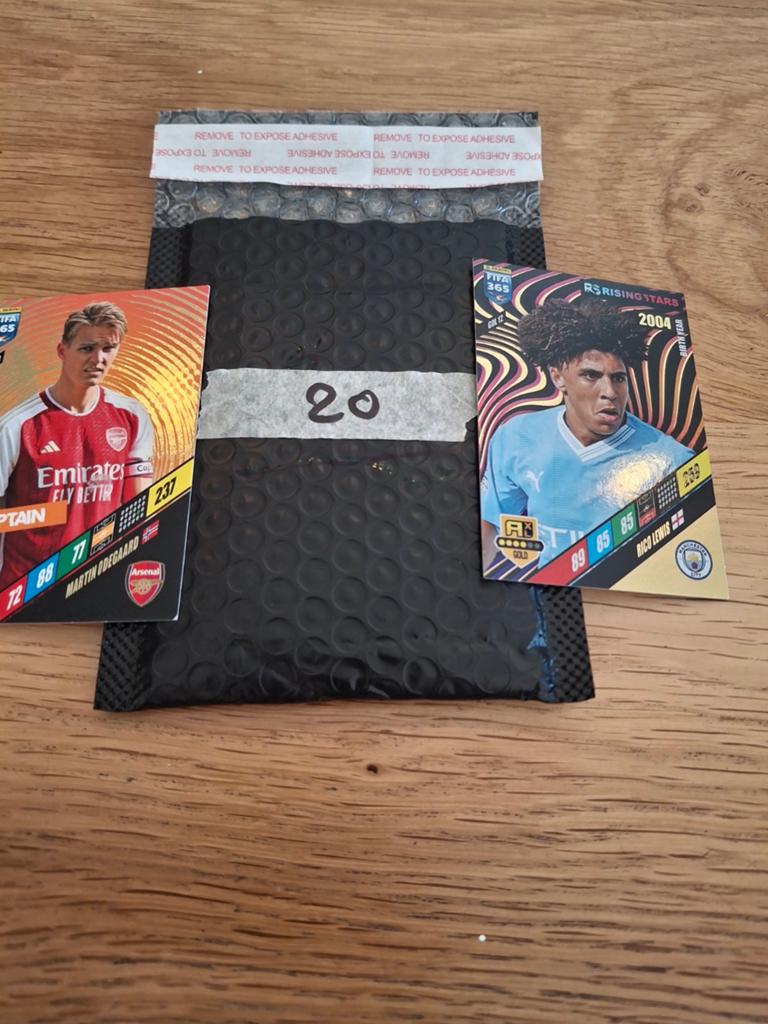 20 panini kaarten glimmend en limited editions, Ophalen of Verzenden