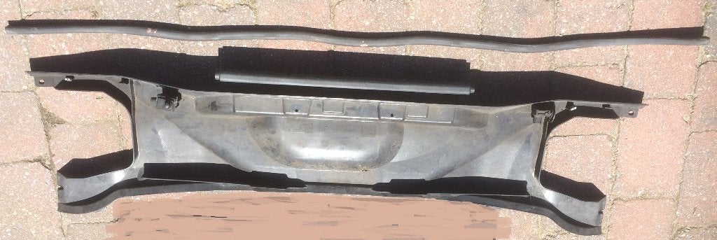 Bmw 1- reeks e81, e82, e87, e88 schutbord afdekplaat, rubber, Ophalen, Gebruikt, BMW