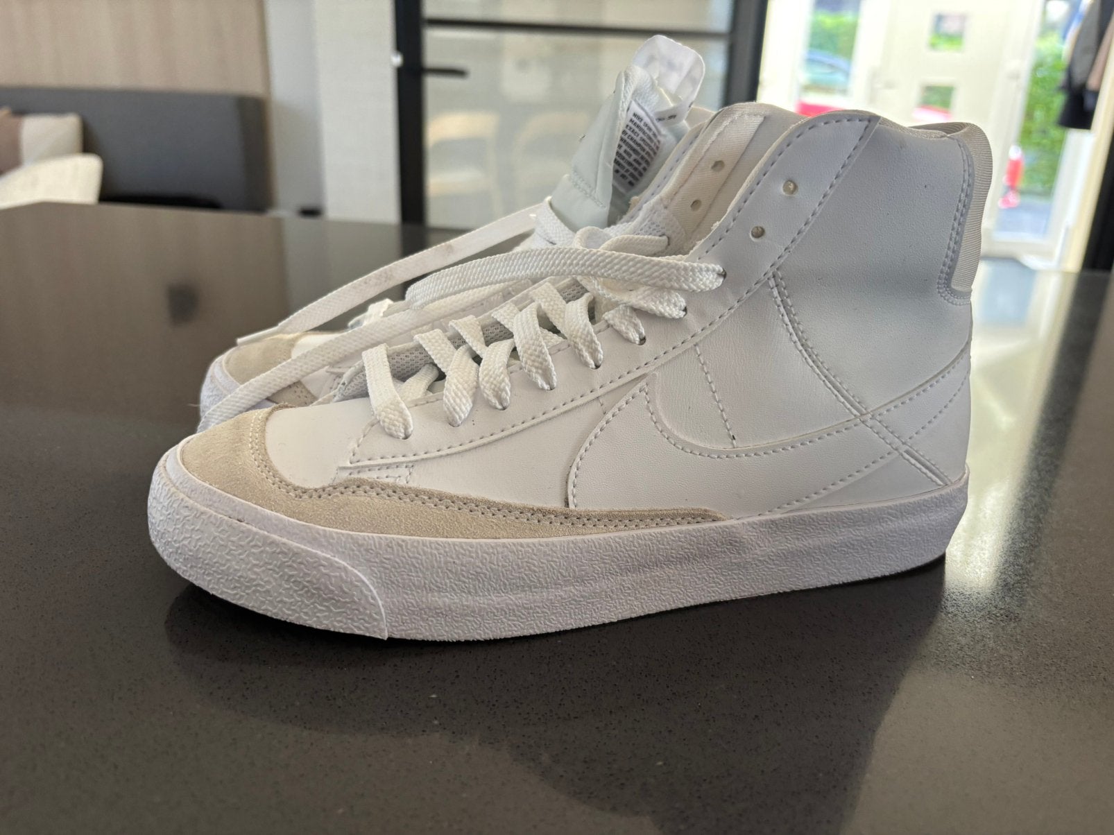 Nike sneakers wit mt 38, Ophalen of Verzenden, Zo goed als nieuw, Wit, Sneakers of Gympen