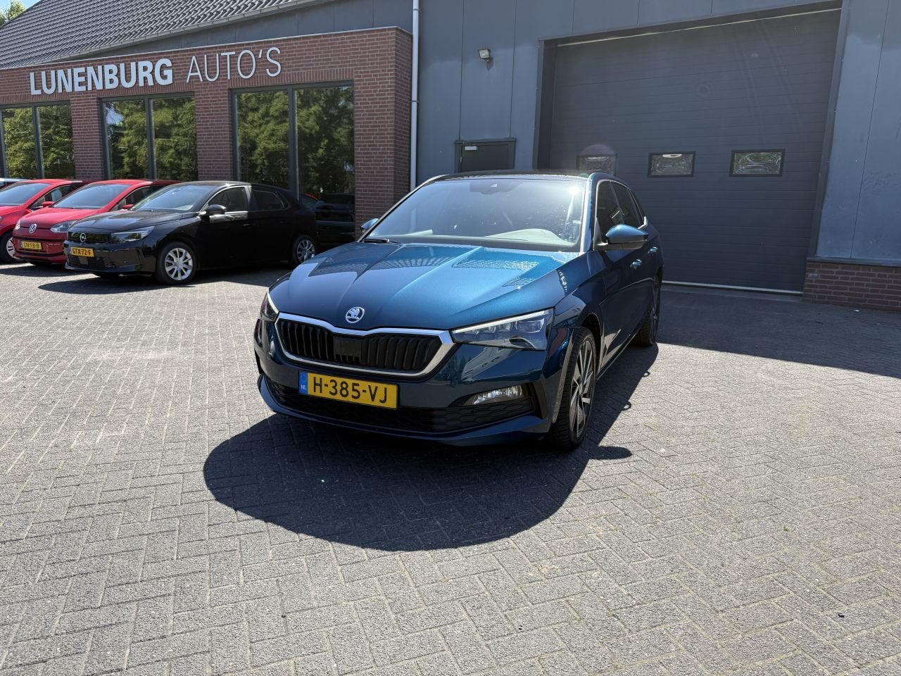 Skoda Scala 1.0 TSI Sport Business PANORAMADAK APK 19-03-202, Auto's, Scala, Euro 6, Blauw, 116 pk