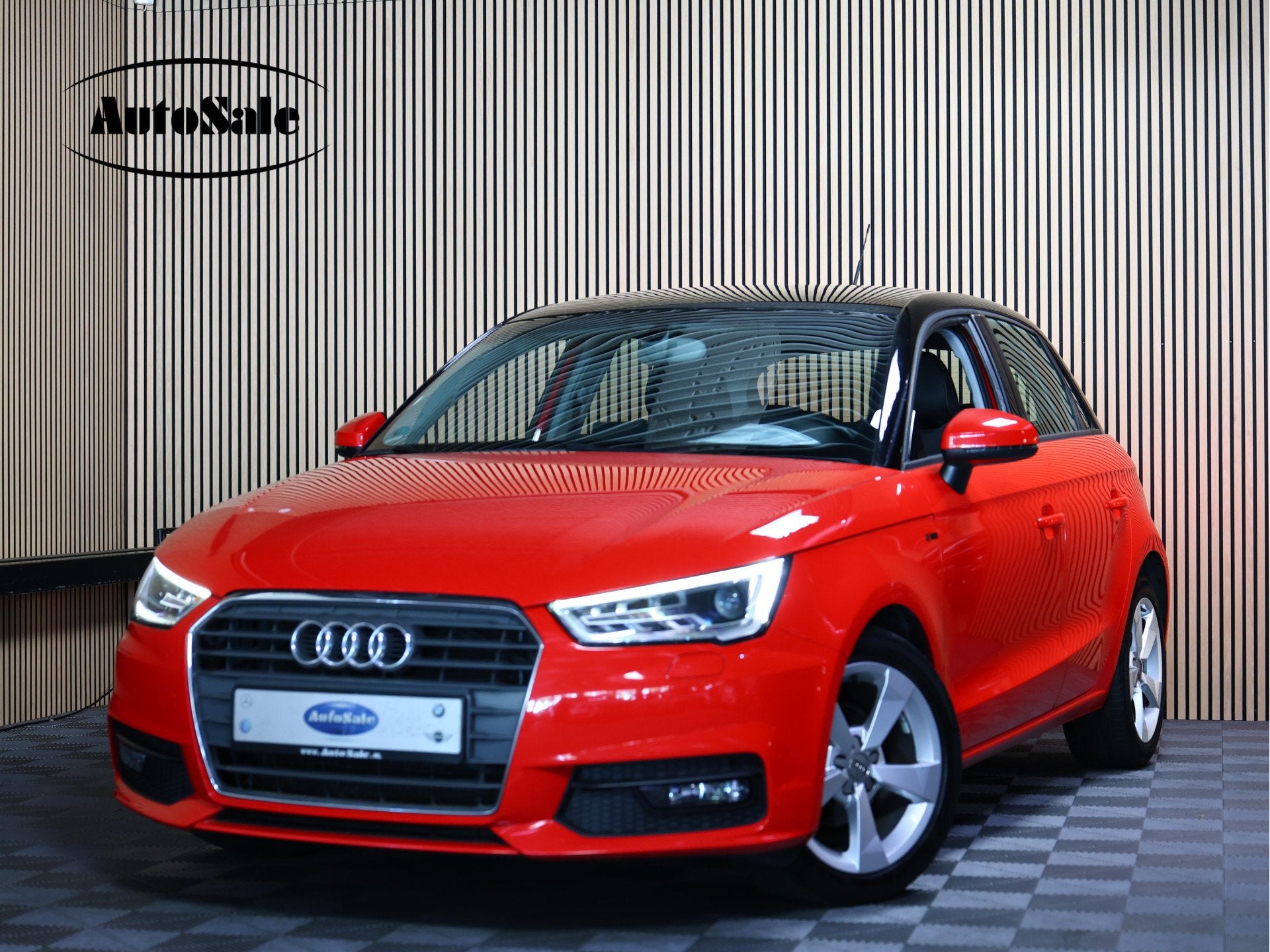 Audi A1 Sportback 1.0 TFSI Pro Line AVM Automaat AIRCO NAVI, A1, 580 kg, 4 stoelen, Leder en Stof