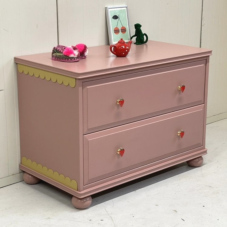 Restyle vintage ladekast upcycle roze & oker & strawberry, Huis en Inrichting, Kasten | Ladekasten, Ophalen, Overige materialen