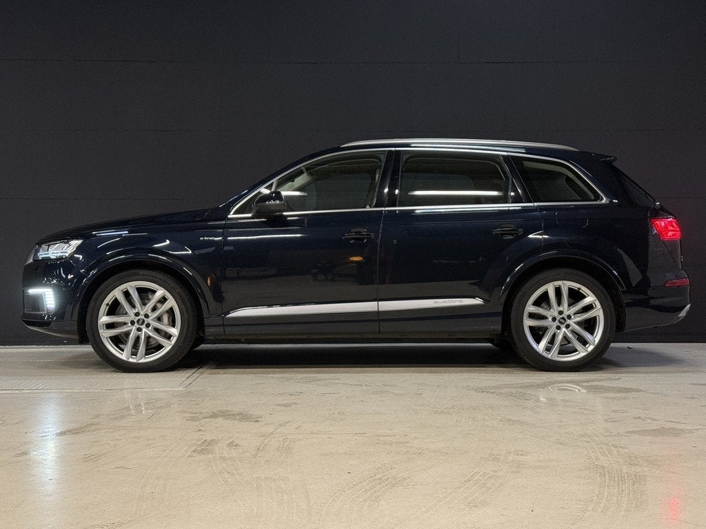 Audi Q7 3.0 TDI e-tron quattro Premium | SOH 92% | Camera |, Auto's, Audi, Gebruikt, Blauw, 2420 kg, Bedrijf