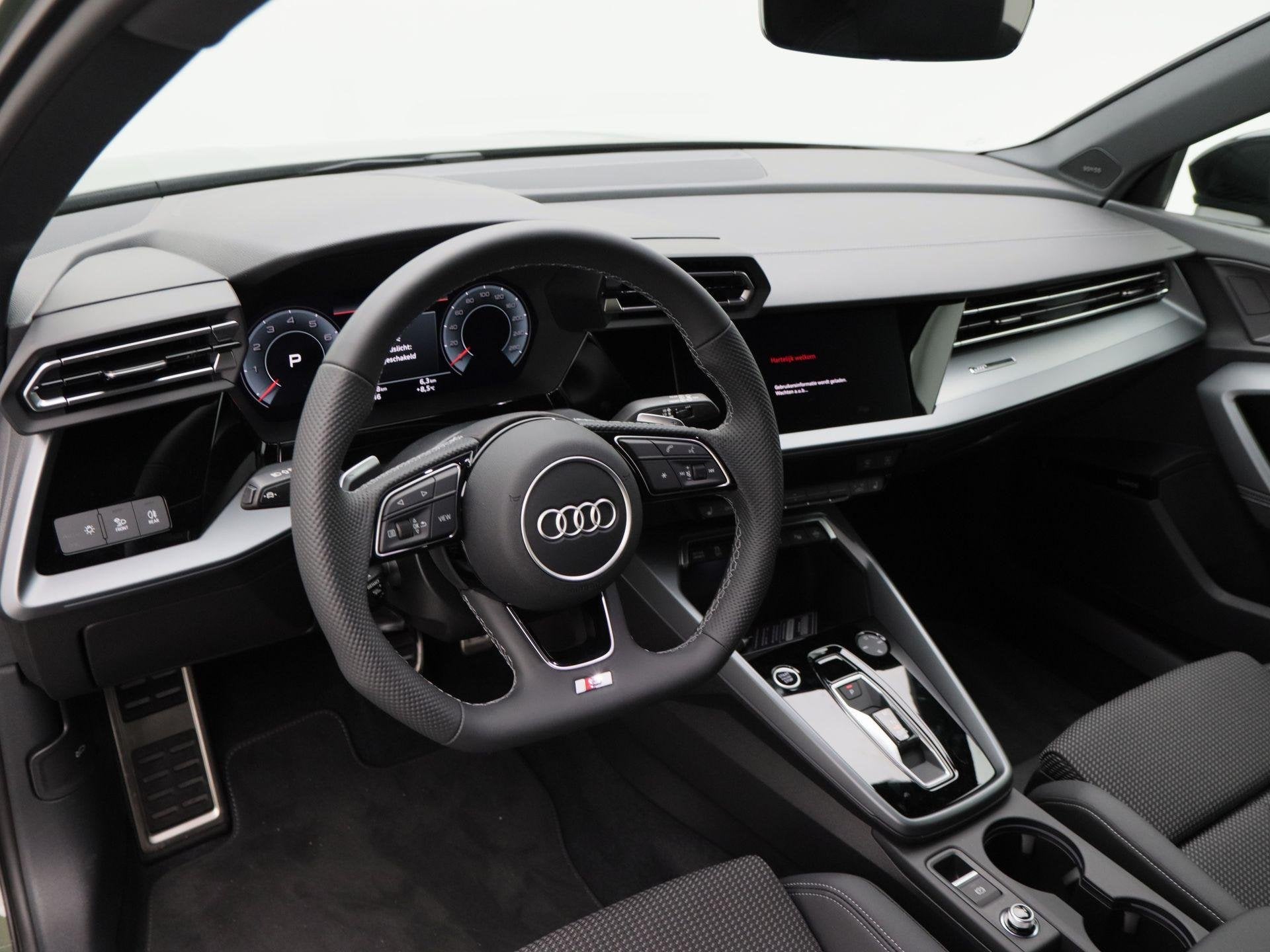 Audi A3 Sportback 35 TFSI | 150 PK | S edition | Privacy gla, Auto's, Audi, 1300 kg, 4 cilinders, Origineel Nederlands, Bedrijf