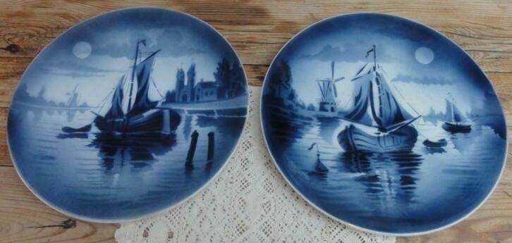 SALE 2 Blauwe Franse wandborden met zeilbootjes, St.Amand, Ophalen of Verzenden