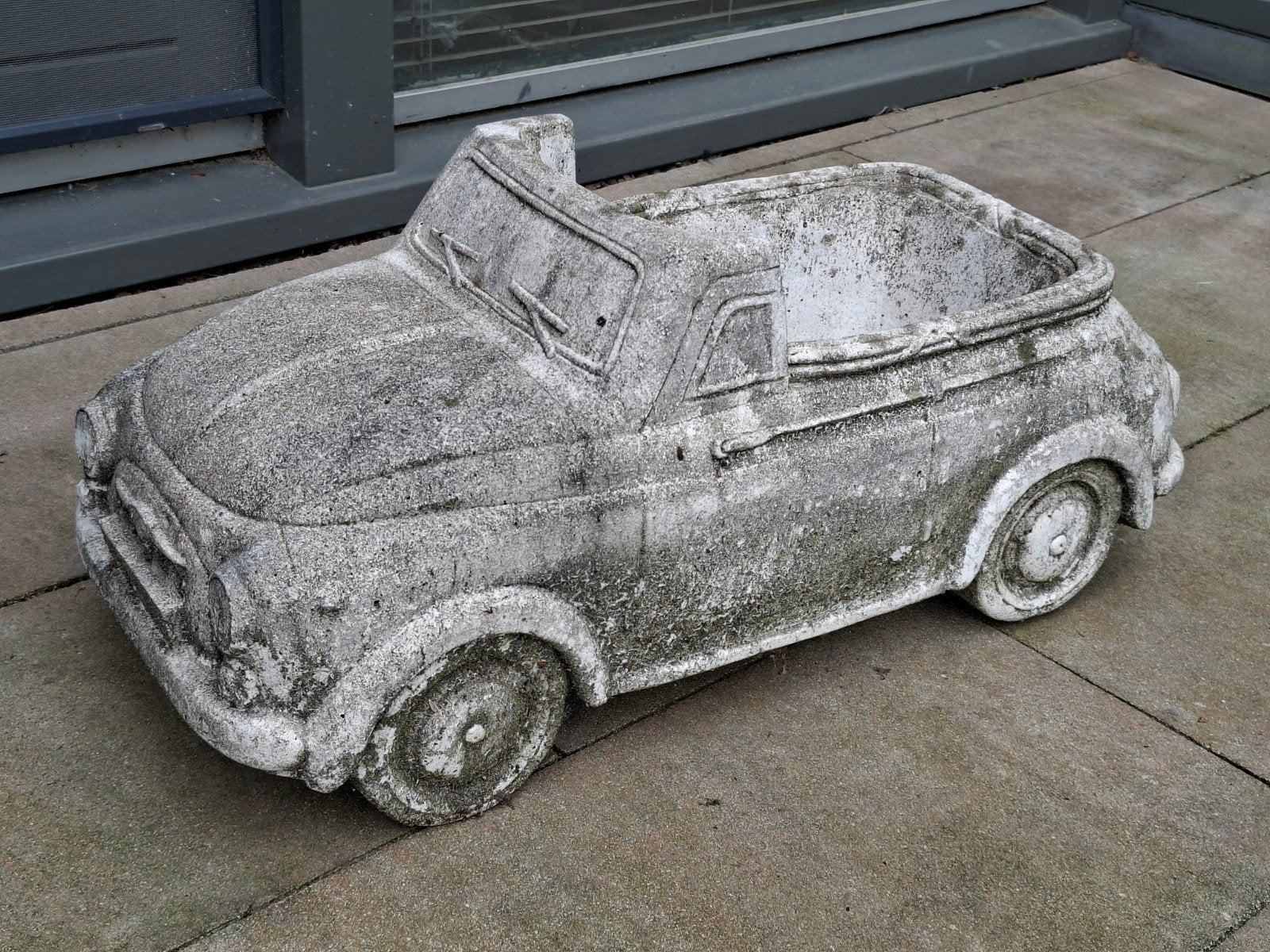 Leuke Fiat 500 cabriolet stenen bloembak, Steen, Gebruikt, Minder dan 30 cm, Minder dan 60 cm