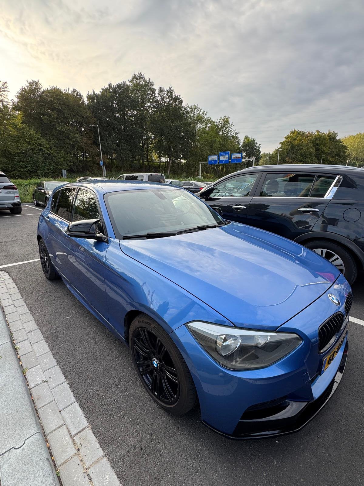 Foto 3 van BMW 1-Serie 116I 100KW 5DR 2012 Blauw M-pakket