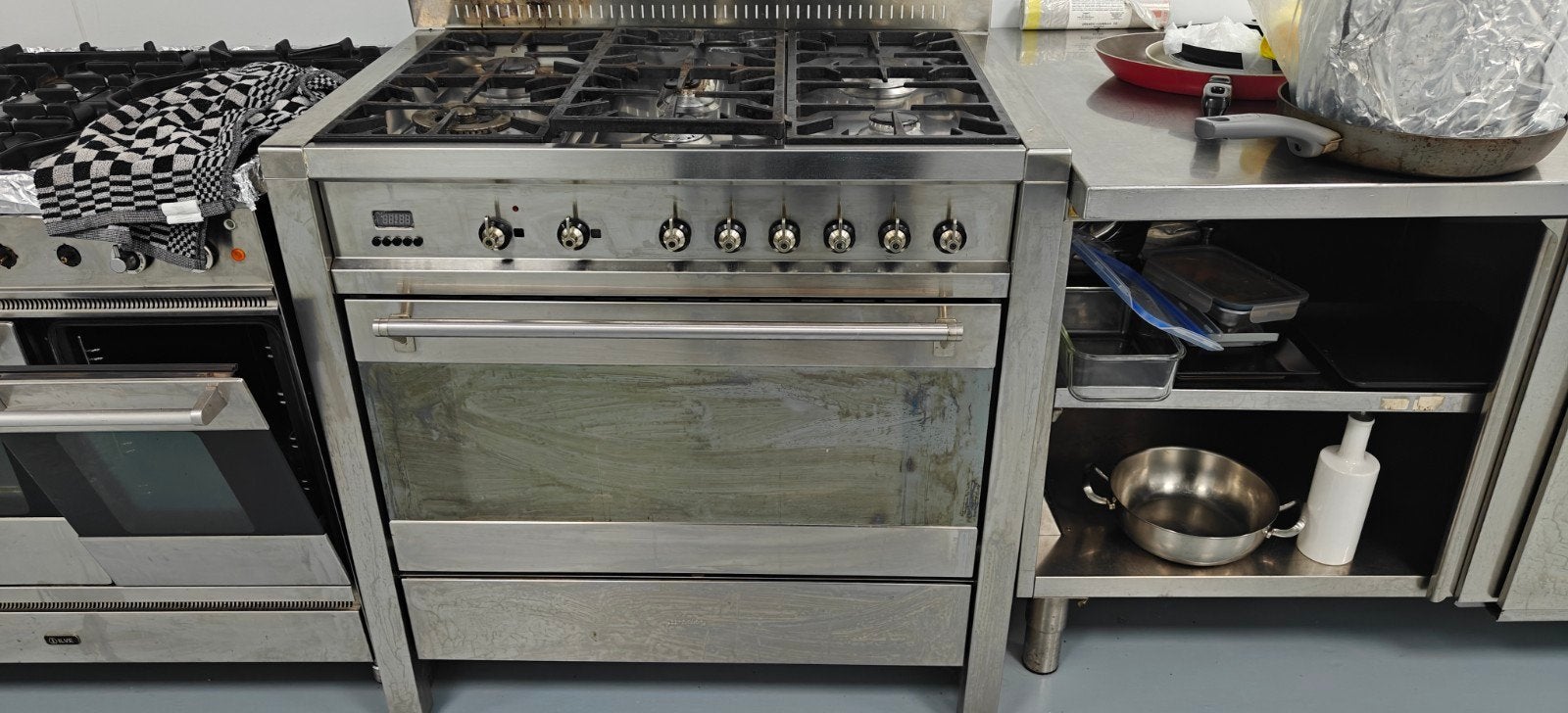 Professioneel Horeca Gasfornuis met Oven - Gebruikt, Ophalen, Gebruikt, 60 cm of meer, Gas