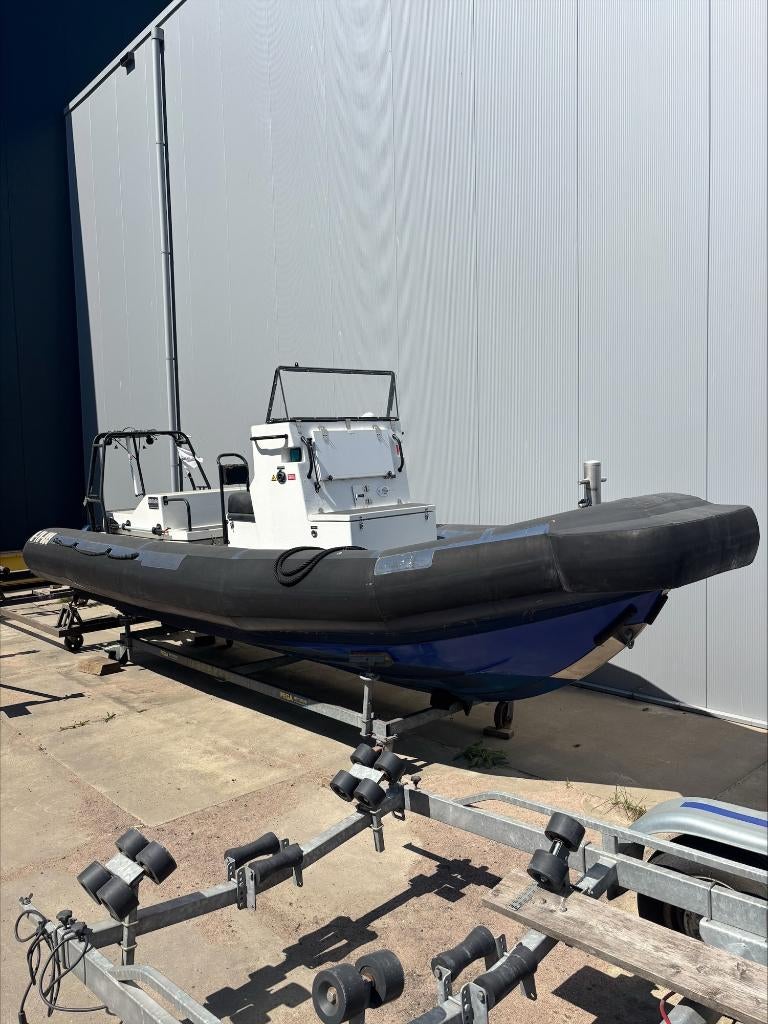 Boomeranger 7m Offshore RIB , 315PK Yanmar 6LPA + Bravo 3, Watersport en Boten, Rubberboten, Gebruikt, Binnenboordmotor, 315 pk