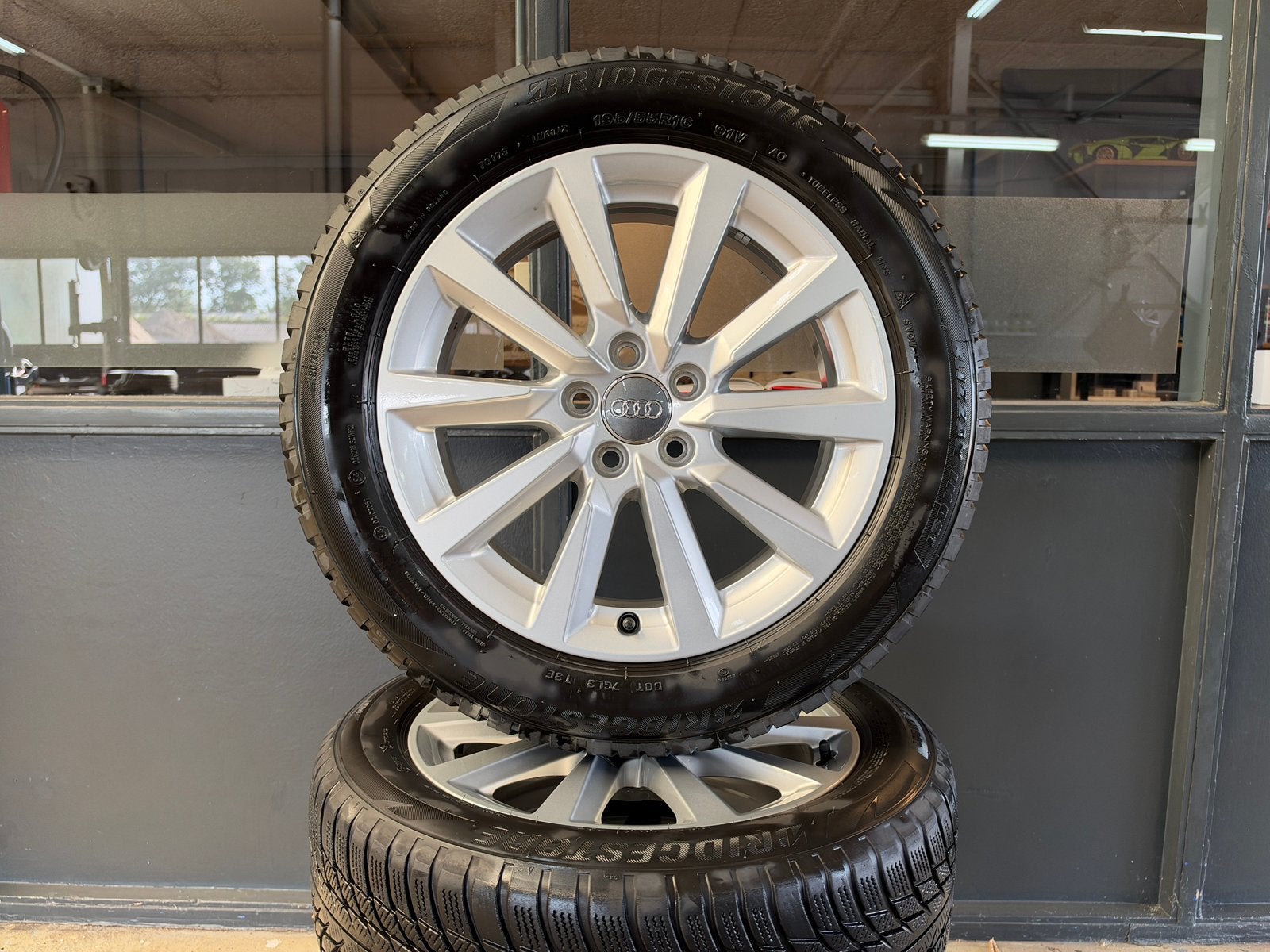 Audi A1 16 inch velgen origineel winterbanden 195/55/16, Auto-onderdelen, Ophalen, Gebruikt, 16 inch, Banden en Velgen