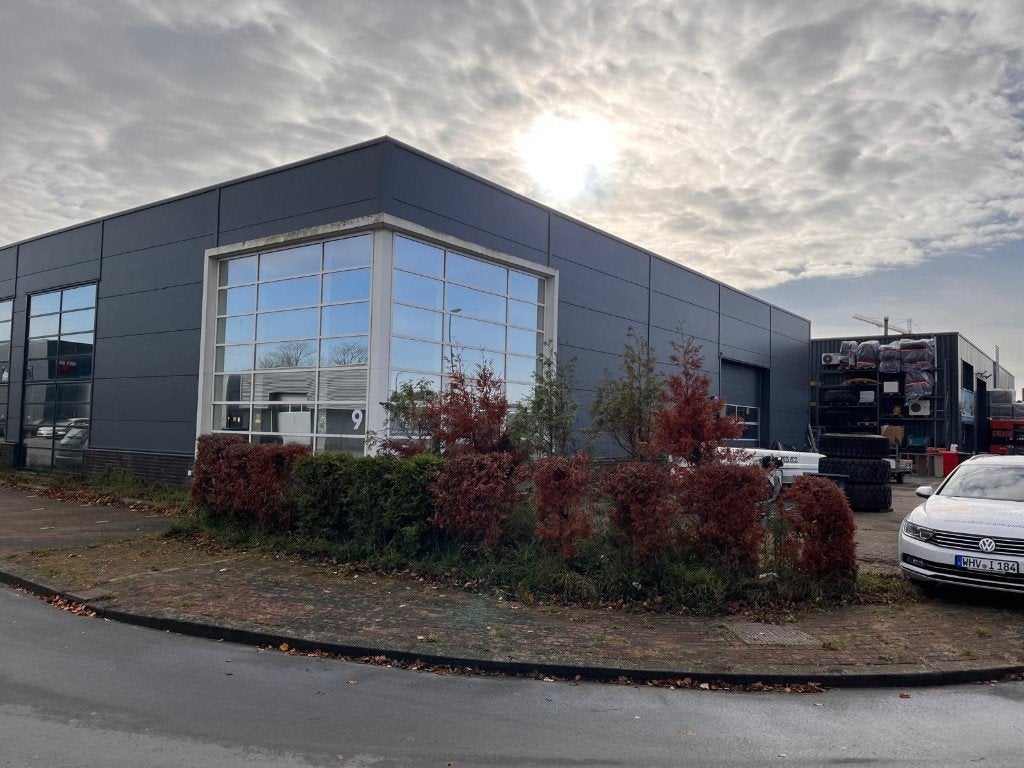 WIJ KOPEN: Staalconstructies & Tweedehands Bedrijfspanden, Koop, Industrieel