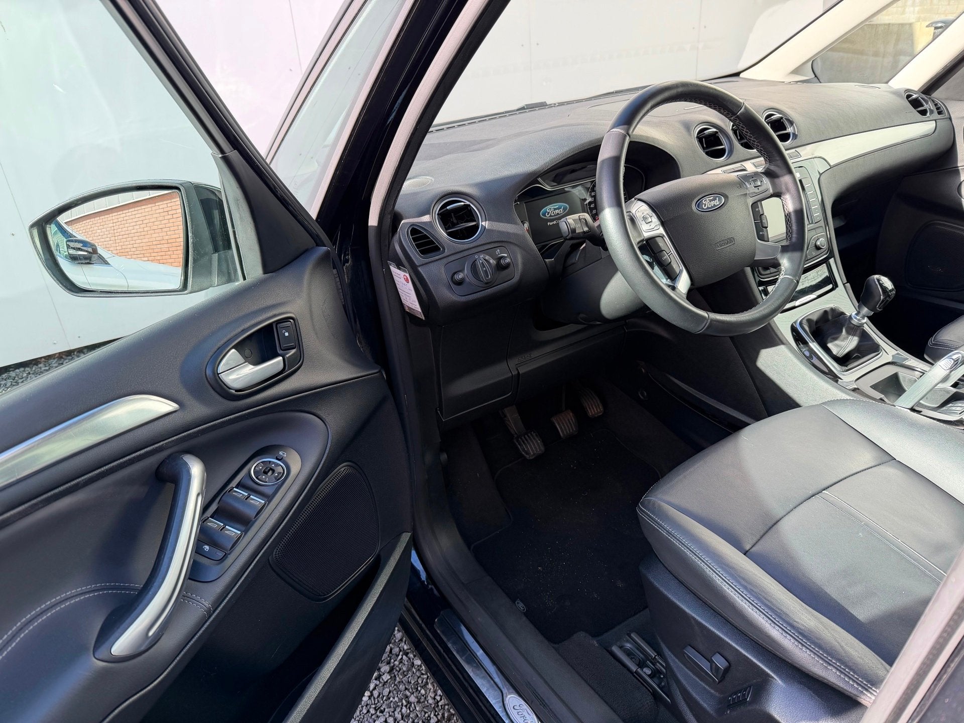 Ford Galaxy 1.6 SCTi Platinum | 2014 | 7 persoons | Trekhaak, Auto's, Voorwielaandrijving, Xenon verlichting, Gebruikt, 4 cilinders