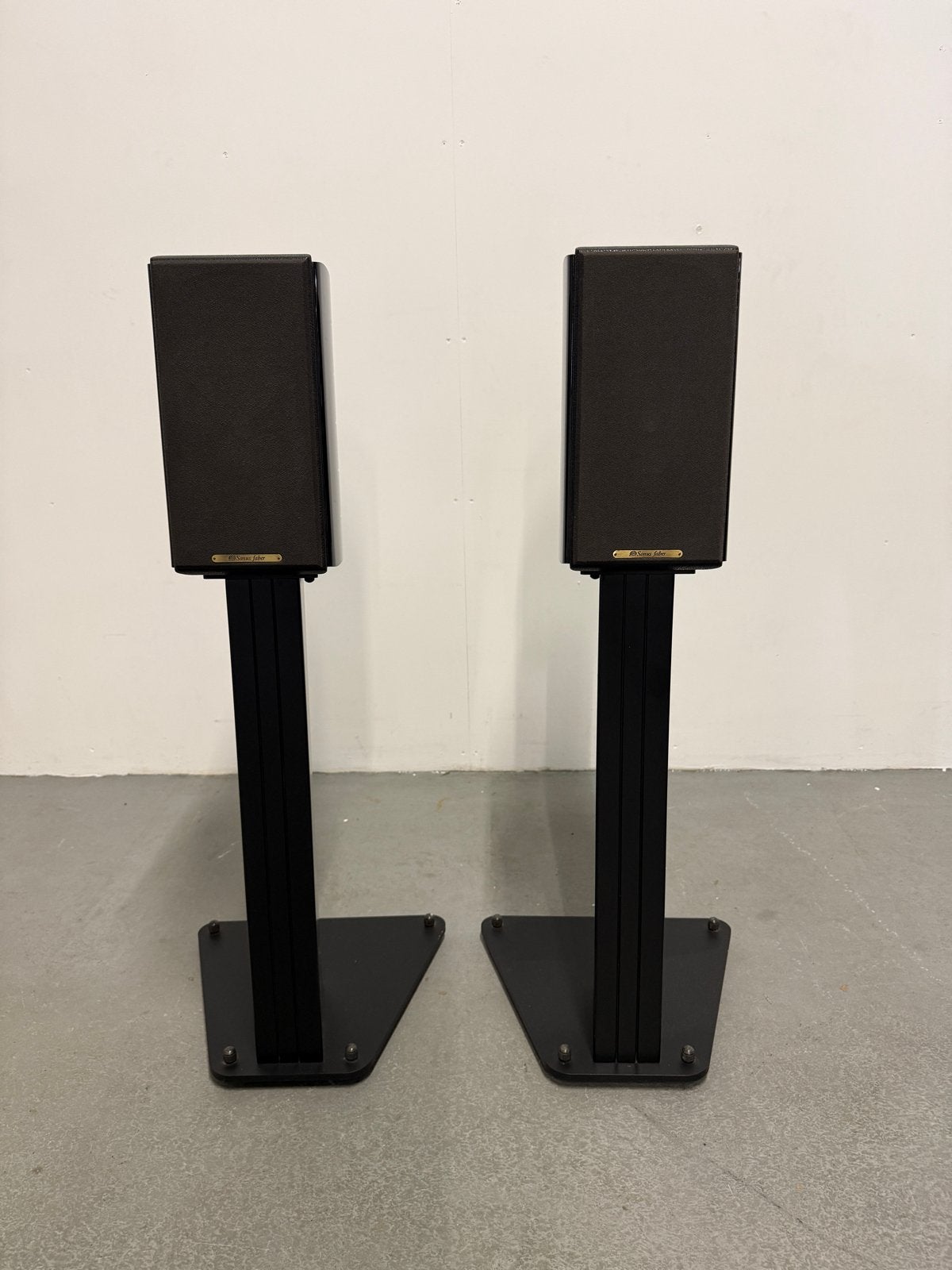 Sonus Faber Concertino Domus Speakerset met Stands, Ophalen, Gebruikt, Inclusief standaarden, Trawlerkade 44 IJmuiden