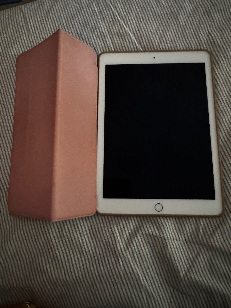 iPad Pro 9.7 (2016), Computers en Software, Apple iPads, Zo goed als nieuw, Apple iPad, Wi-Fi, 10 inch, 128 GB, Rose Goud, Ophalen
